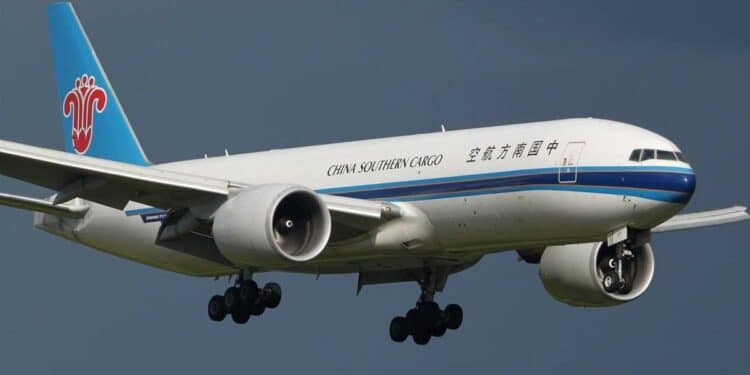 China Southern Airlines Cargo va  pouvoir moderniser  sa flotte, aujourd’hui composée de dix-neuf 777F. Photo Copyright China Southern Airlines