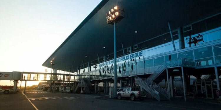Copyright Aéroport International Cayenne - Félix Éboué