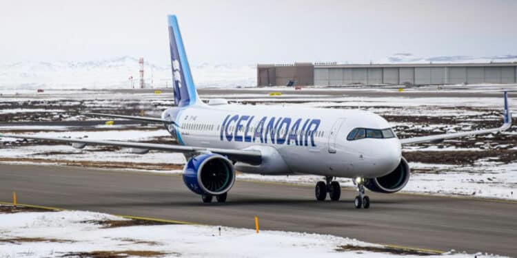 Actuellement, la flotte Airbus d'Icelandair compte un A320 et six A321LR (photo). © Icelandair