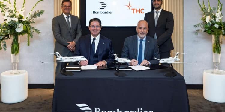 Cérémonie de signature de la lettre d'intention organisée au Salon aéronautique international de Farnborough, en présence du PDG de THC, le capitaine Arnaud Martinez, du responsable du secteur Aviation et Sécurité du Fonds d'investissement public (PIF), Muhammad Ovais Yousuf, du PDG de Bombardier, Éric Martel, et du président du conseil d'administration, Pierre Beaudoin. © Bombardier