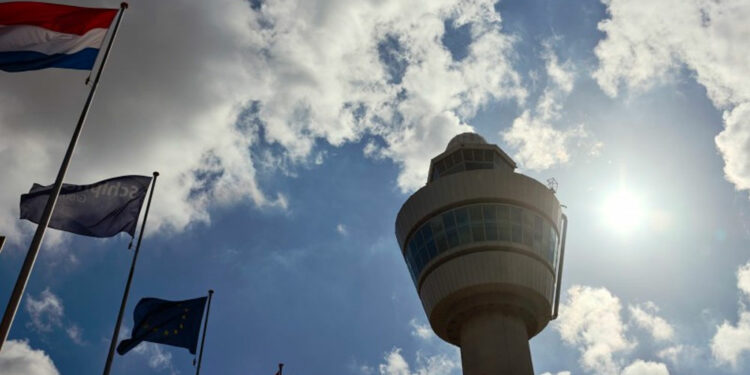 © Schiphol