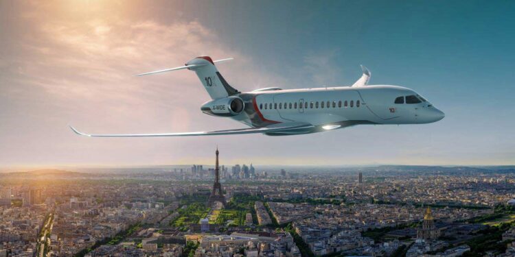 Le Falcon 10X, le nouveau jet d’affaires ultra long-courrier à fuselage large de Dassault Aviation,  prend désormais forme à Mérignac. Image © Dassault Aviation