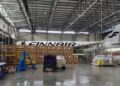 Un quatrième Embraer E190 de Finnair est en cours de rétrofit dans les installations d'Exeter Aerospace. © Le Journal de l’Aviation – tous droits réservés