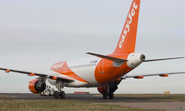 © easyJet