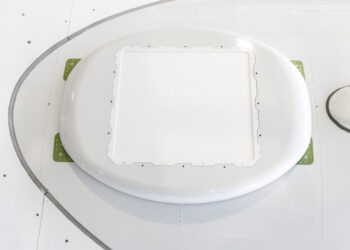 L'antenne Starlink est installée sur le haut du fuselage des ATR 72, juste derrière les ailes. © ATR