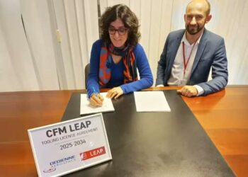 Bénédicte Bonnet, Directrice des Programmes CFM chez Safran Aircraft Engines et Guillaume Justamon, VP Programmes chez Dedienne Aerospace. Photo © Dedienne Aerospace