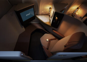 Etihad va installer sur ses Airbus A321LR un produit First avec porte coulissante et services personnalisés. © Etihad
