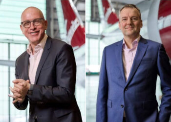 Shai Weiss, CEO de Virgin Atlantic,  et Corneel Koster, son remplaçant à compter du 1er janvier 2026. © Adam Gerrard pour Virgin Atlantic