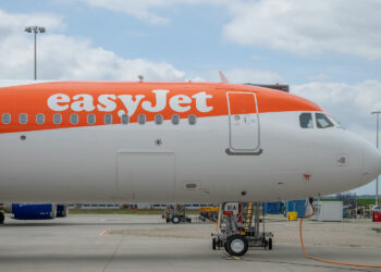 © easyJet