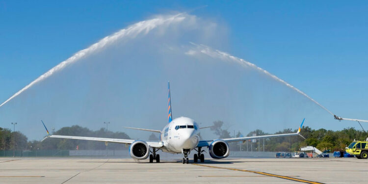 © Allegiant Air