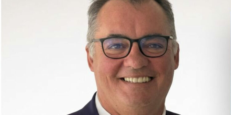 © AIRPLANE