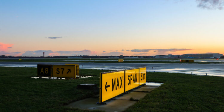 © Schiphol